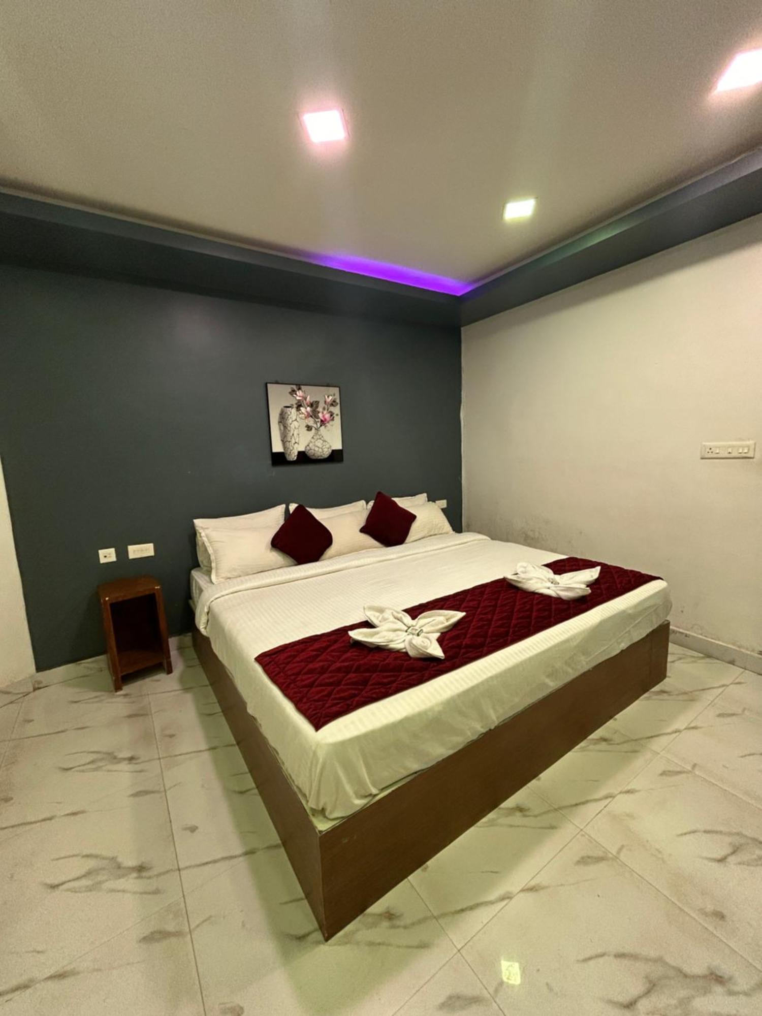 The Elite Beachview Puducherry Exterior foto