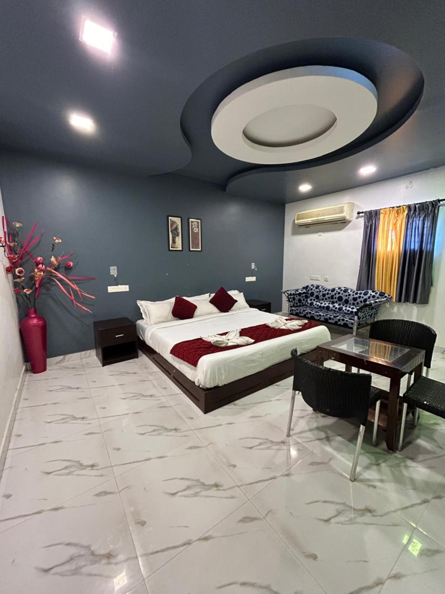 The Elite Beachview Puducherry Exterior foto