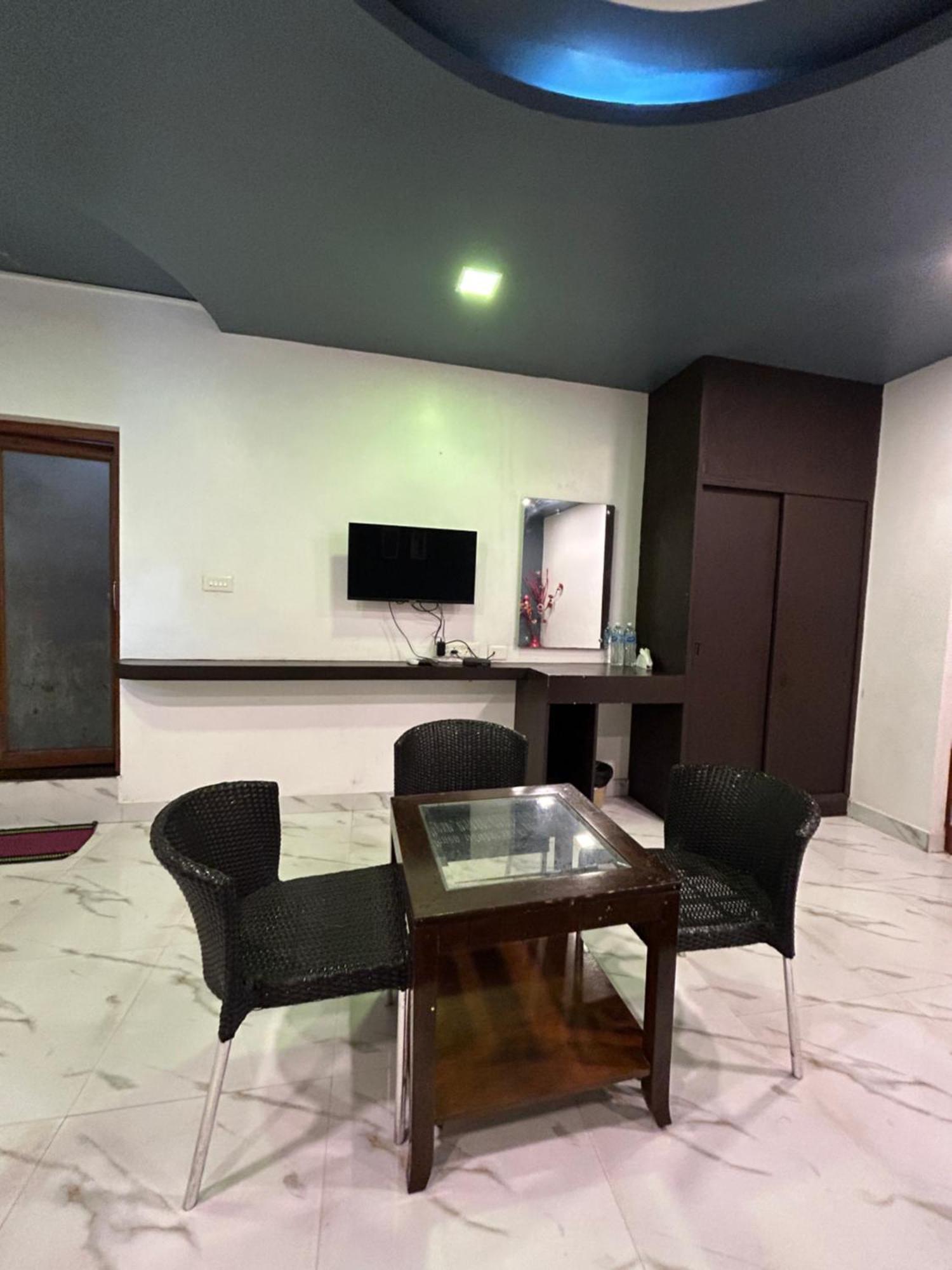 The Elite Beachview Puducherry Exterior foto