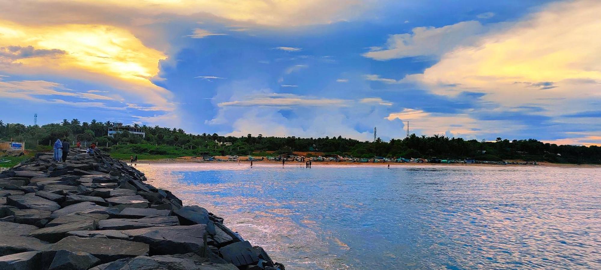 The Elite Beachview Puducherry Exterior foto